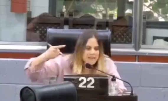 Albasetti polémica: “caraduras y sin verguenza hay que ser para seguir portando la bandera kirchnerista y atreverse a fingir que se defiende a un jubilado”