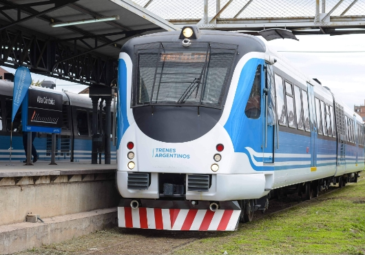Aumentó 40% el boleto de tren: cuánto cuesta viajar
