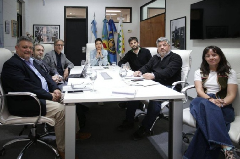 Mayra Mendoza elevó su preocupación a Edesur por cortes y aumentos tarifarios