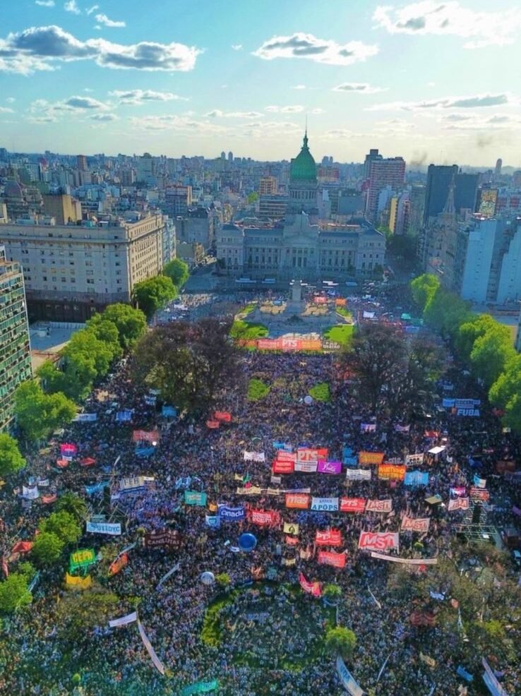 El Gobierno vetó la ley de Financiamiento Universitario