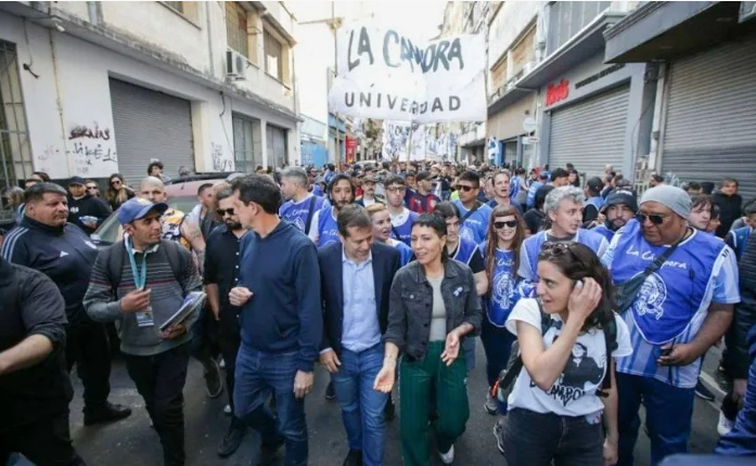 Mayra Mendoza, presente en la Marcha Federal Universitaria: «Por este camino vamos a un país sin igualdad real»