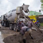 Se realizaron trabajos de bacheo y reparación de pavimento en el barrio La Matera