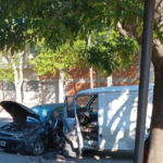 Triple choque dejó a dos motociclistas heridos