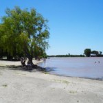 Una hermosa playa a menos de dos horas de Quilmes