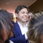 Axel Kicillof lanzó  movimiento  derecho al futuro acompañado por intendentes y hubo repercusiones.