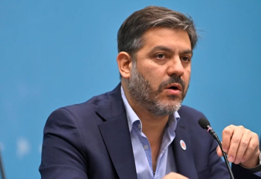 Carlos Bianco en plena interna con Cristina Kirchner, la mano derecha de Axel Kicillof visitó Casa Rosada para coordinar las elecciones bonaerenses