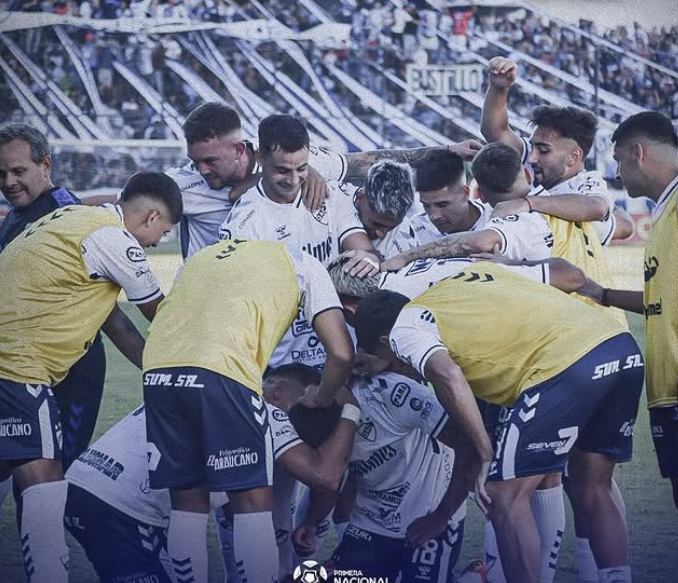 Quilmes volvió a quedarse con la victoria en el Centenario y quedó segundo en la tabla