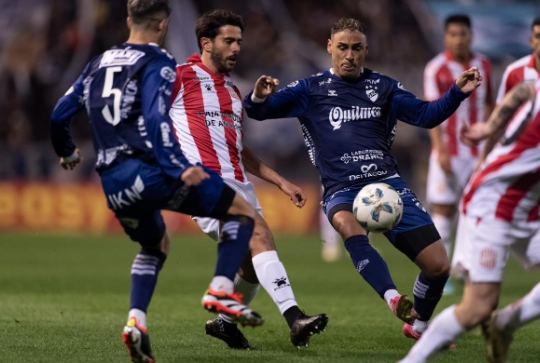 Quilmes tendrá y un partido decisivo contra San Martín (T) en el Centenario