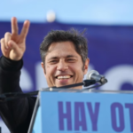 Tras fuertes críticas al Gobierno y un mensaje a la interna peronista, Axel Kicillof lanzó su espacio político en clave electoral