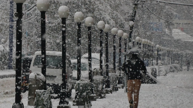 Llegó la nieve a Buenos Aires: a qué hora y en qué lugares del AMBA se esperan nevadas