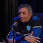 Luciendo una campera de «Los Mates», Maximo Kirchner habló de la detencion de su madre