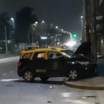 Motociclista murió tras chocar contra un taxi en Av. Calchaquí