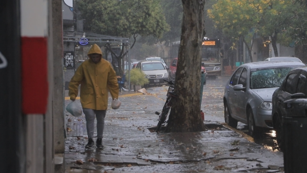 Se acerca la ciclogénesis más temida a Buenos Aires con tres días de tormentas extremas, caída de granizo y posible nieve
